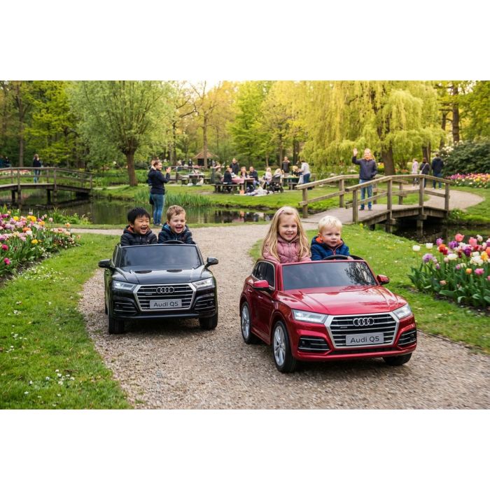 Elektrische Kinder SUV Audi Q5 Rood Metallic 4X4 2 Persoons 24V
