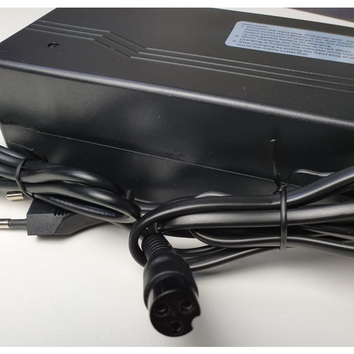 Z Oplader 48 Volt 3-punts-aansluiting