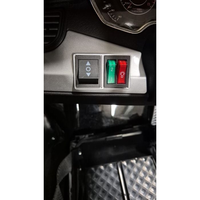 Elektrische Kinder SUV Audi Q5 Rood Metallic 4X4 2 Persoons 24V