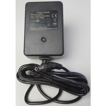 Z Oplader 12 Volt 1500Ma Ronde-aansluiting