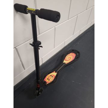 Wave Scooter Twisty rood met geel