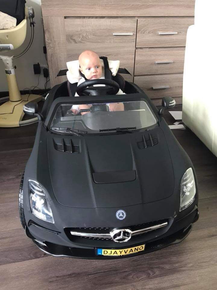 Tevreden chauffeurtje